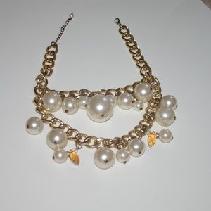 Chunky  Gold White Faux  Pearls  Necklace